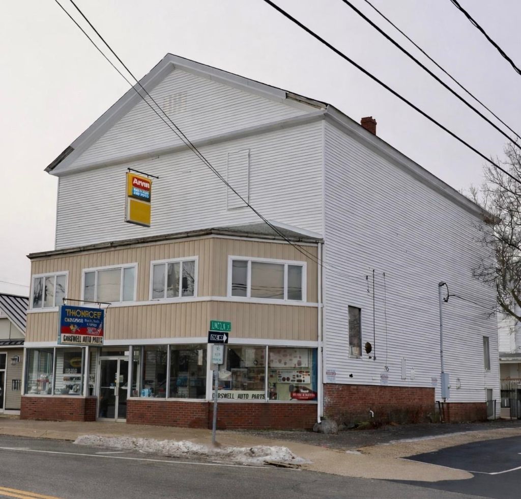 Photo of 9 Chestnut Street, Dover, NH 03820 (MLS # 5074348)