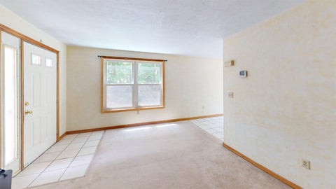 Photo of 5 Mark Street, Hudson, NH 03051 (MLS # 5092548)