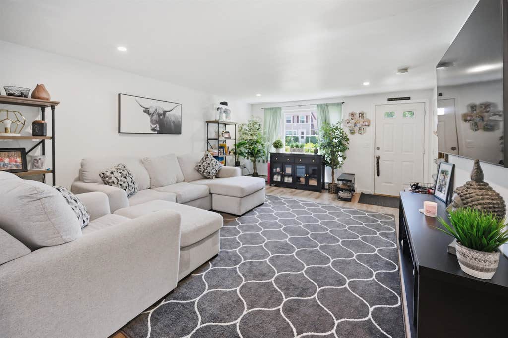 Photo of 15 Culver Street #29, Plaistow, NH 03865 (MLS # 5099500)