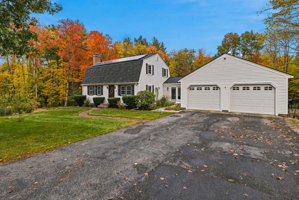 Photo of 9 Holt Road, Wilton, NH 03086 (MLS # 5114604)