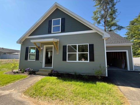 Photo of 27 Woodland Way, Plymouth, NH 03264 (MLS # 5071527)