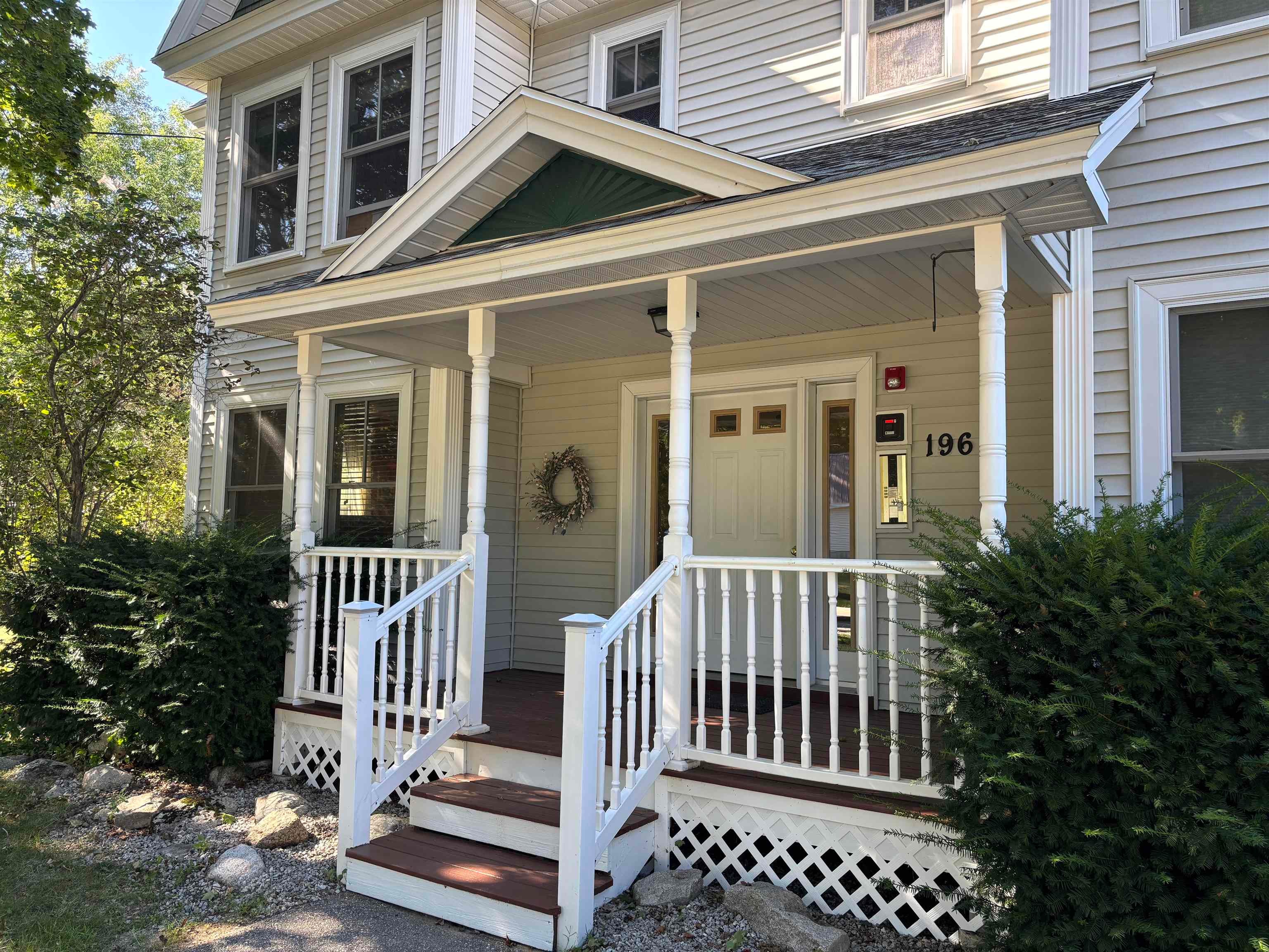 196 East Main Street Unit 101
