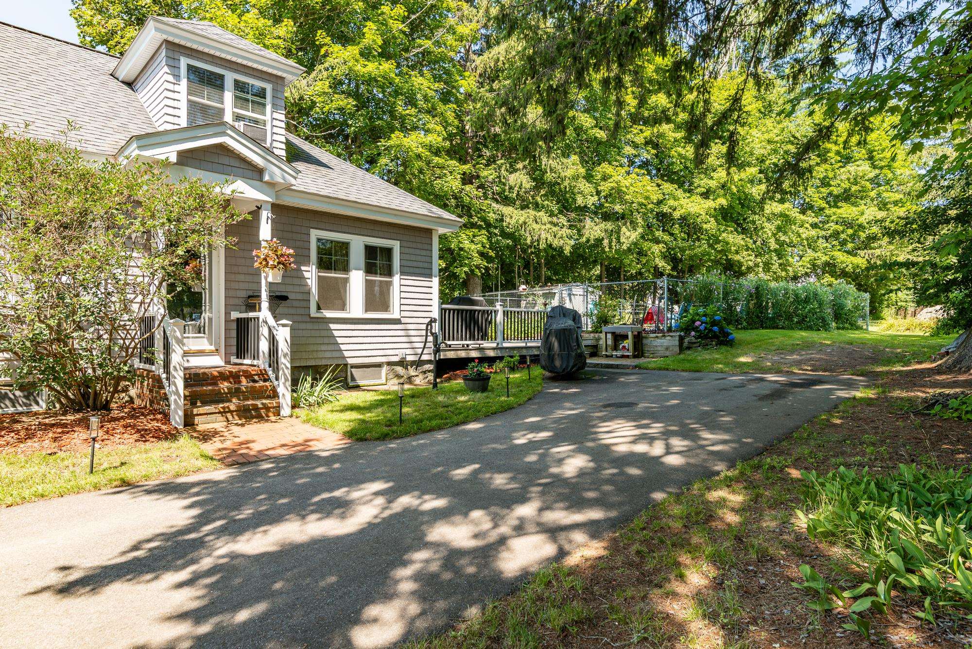 281 Main Street