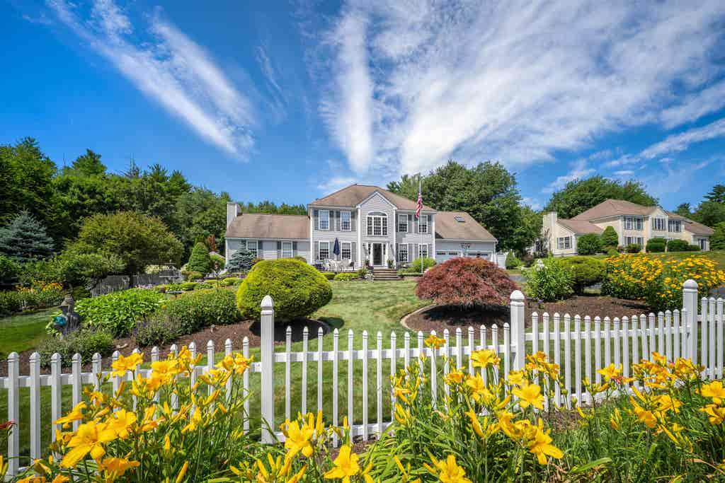 Photo of 48 Cottonwood Drive, Dover, NH 03820 (MLS # 5101121)
