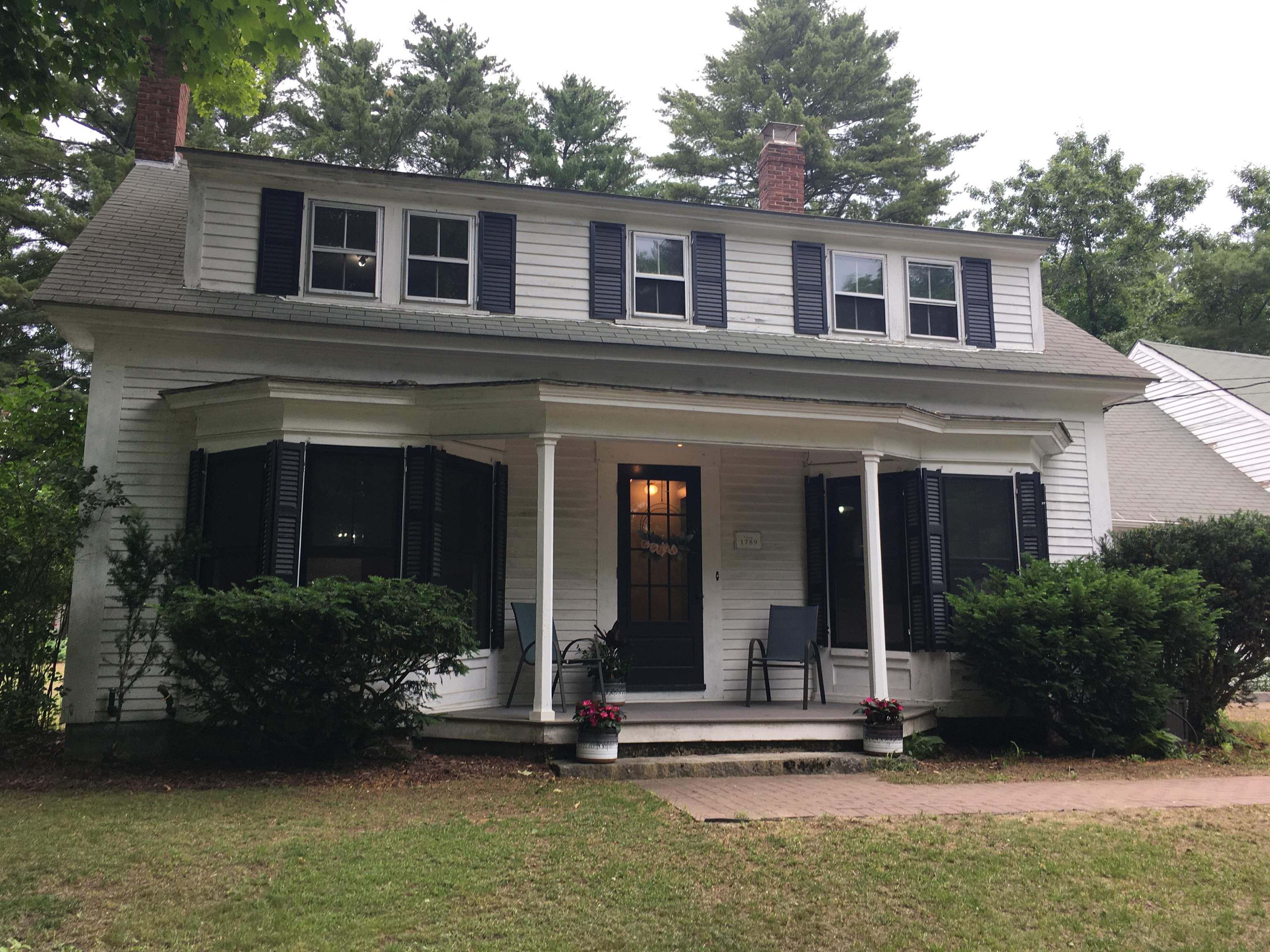 270 East Side Drive