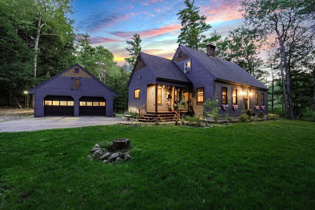 Photo of 12 Stonehedge Turne Way, Wakefield, NH 03872 (MLS # 5107175)