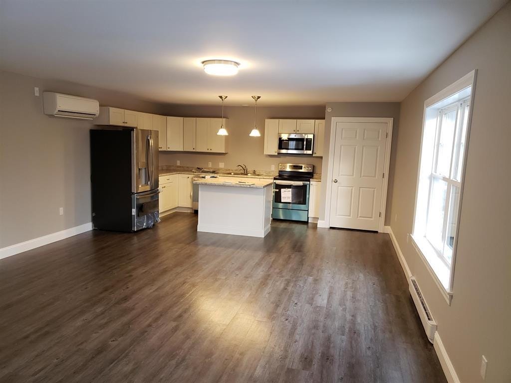 Photo of 71 Route 25 Highway, Meredith, NH 03253 (MLS # 5104129)