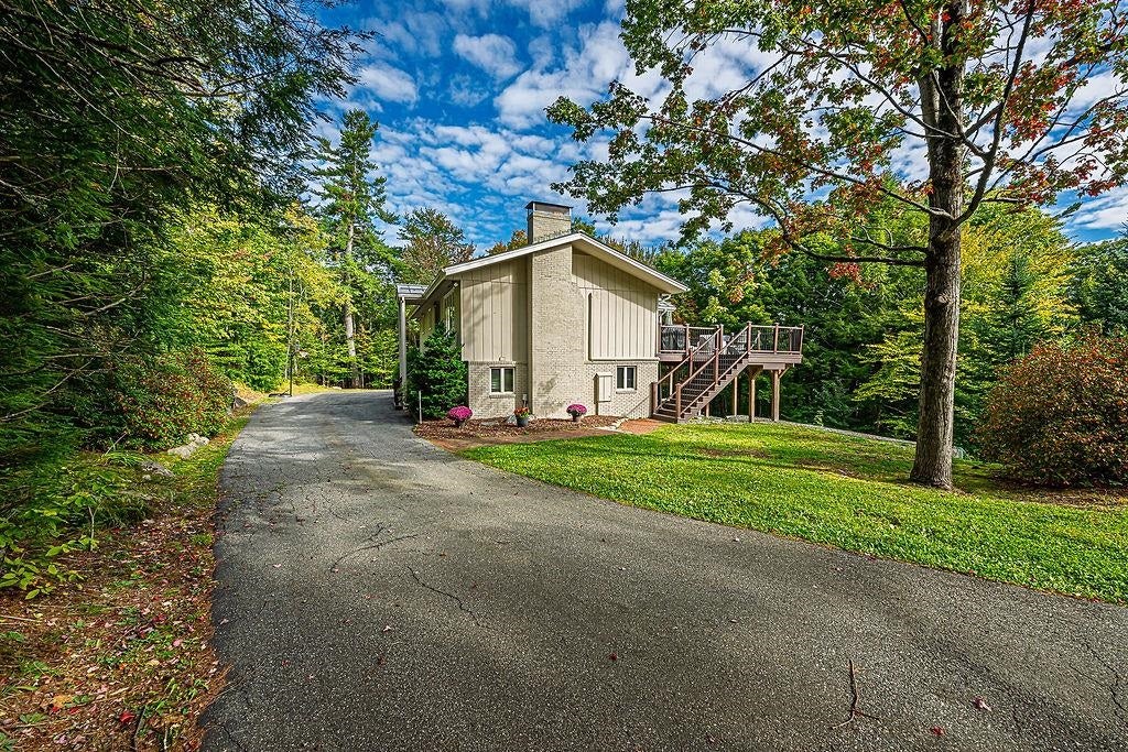 17 Ridge Road