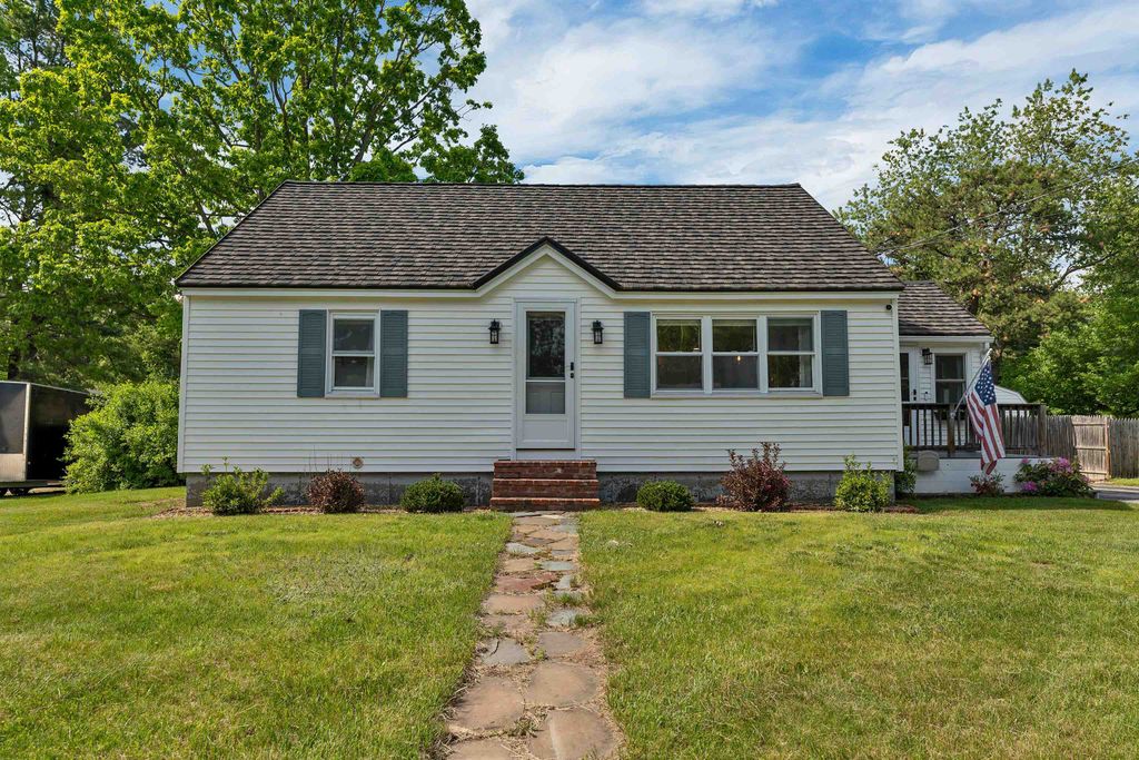 Photo of 20 Cherry Street, Concord, NH 03301 (MLS # 5092392)