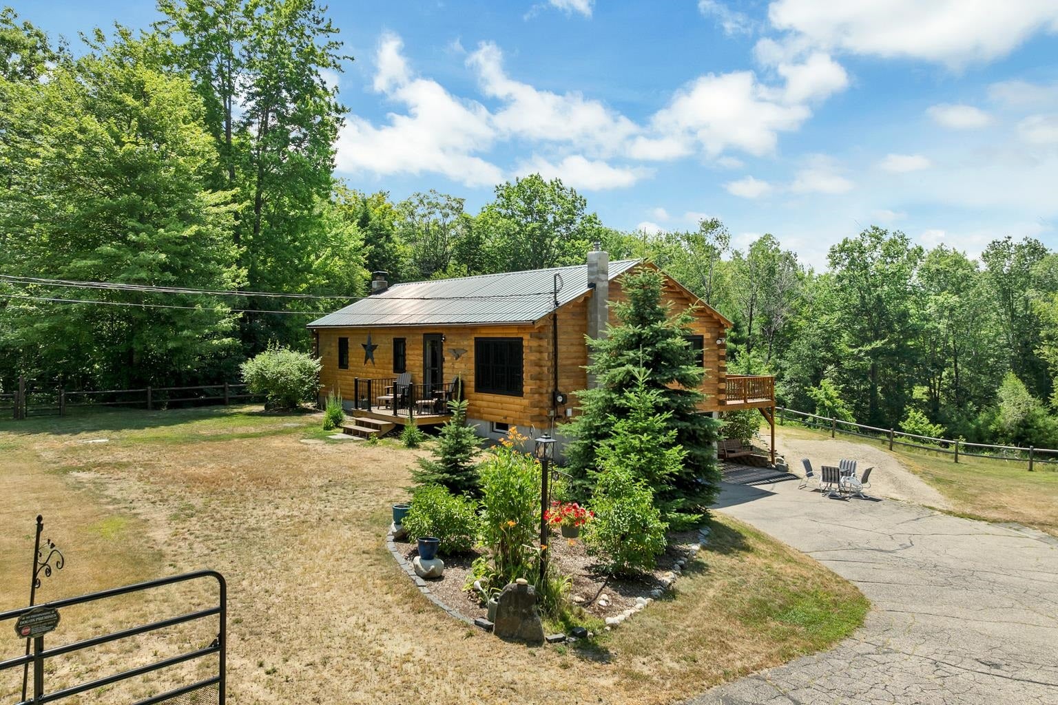 214 Middle Road