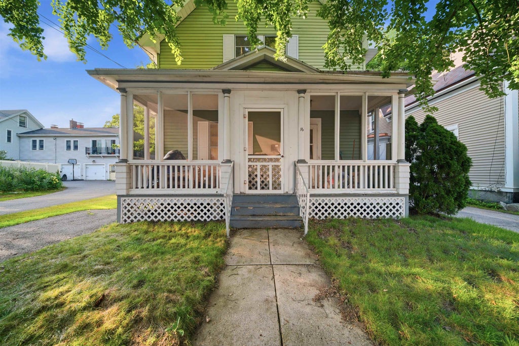 Photo of 16 Appleton Street, Manchester, NH 03104 (MLS # 5102863)