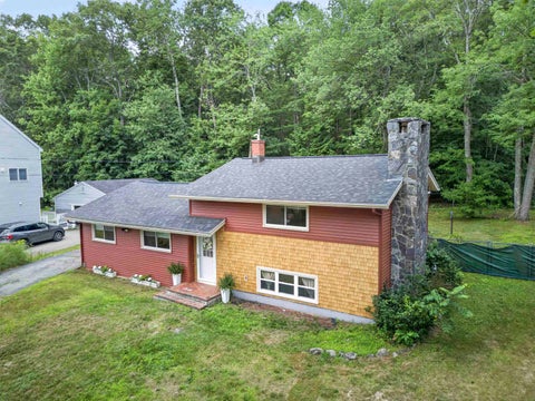 Photo of 11 Tanglewood Drive, Dover, NH 03820 (MLS # 5101281)
