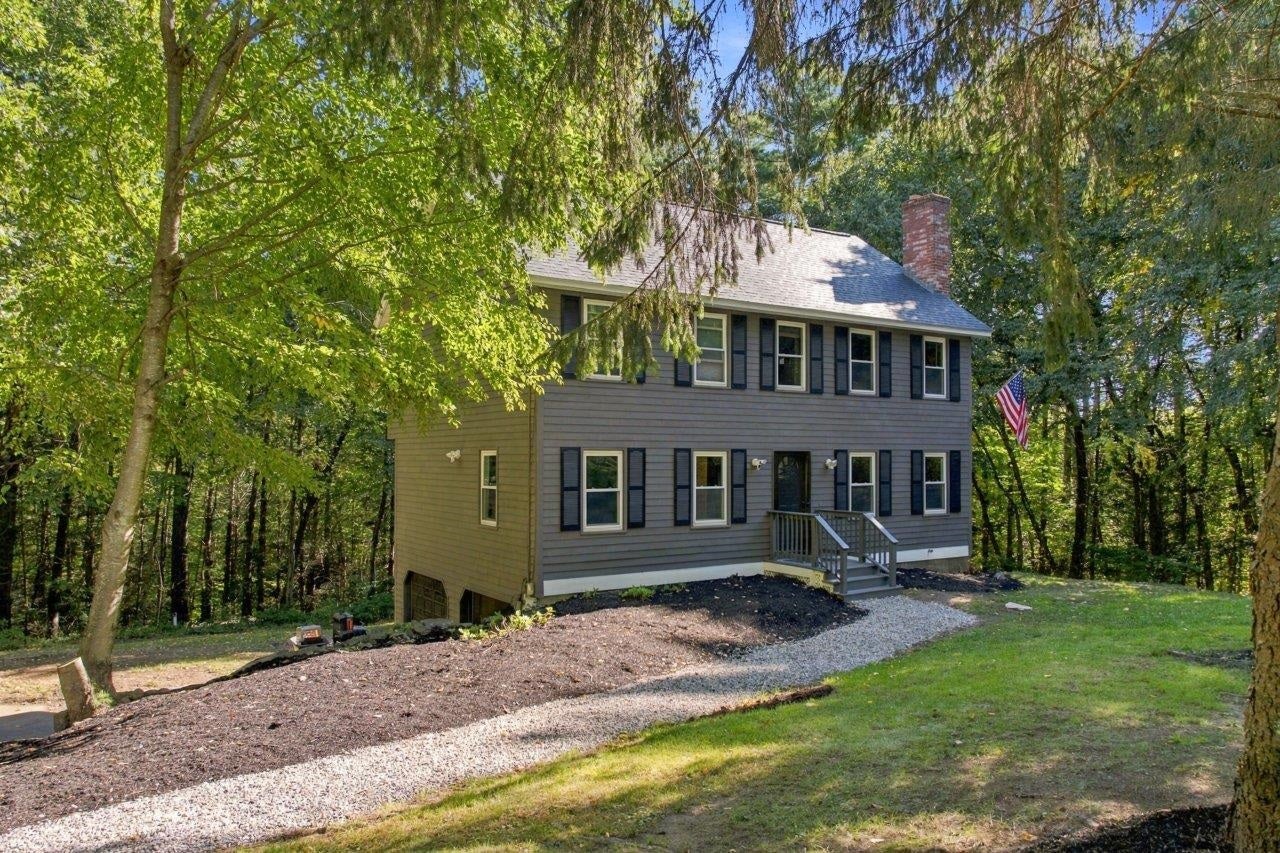 27 Hampshire Drive