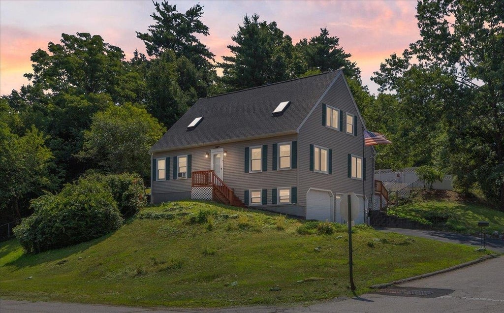 Photo of 130 Erie Street, Manchester, NH 03102 (MLS # 5102223)