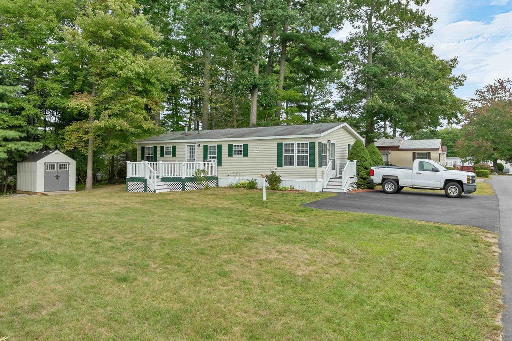 Photo of 25 Hawthorne Road, North Hampton, NH 03862 (MLS # 5109425)
