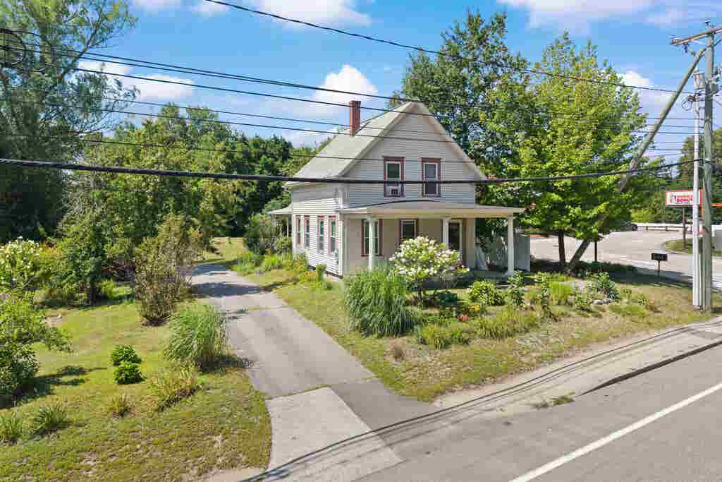 Photo of 114 Londonderry Turnpike, Manchester, NH 03104 (MLS # 5105075)