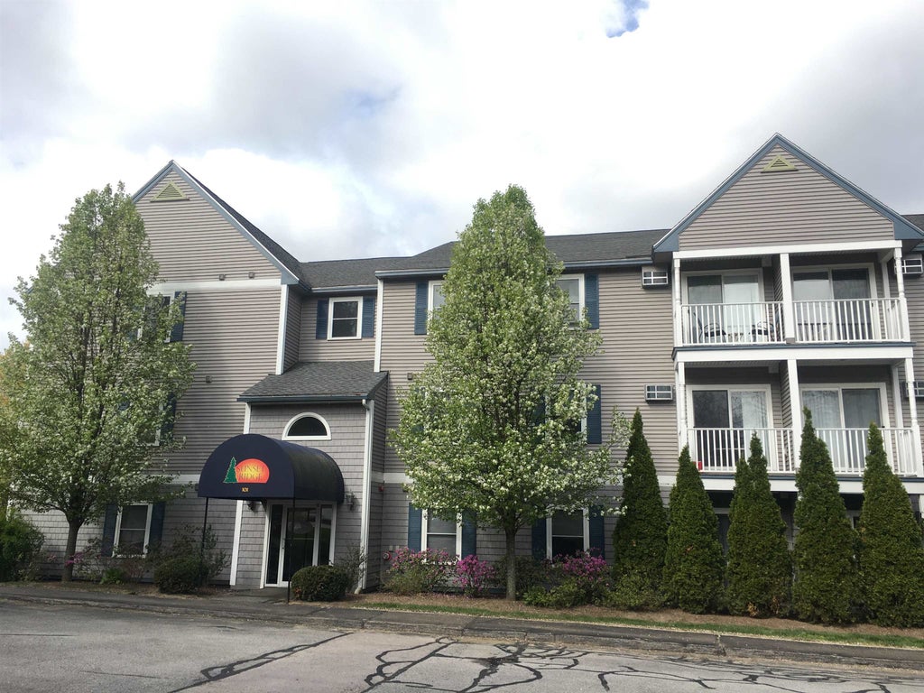 Photo of 101 Eastern Avenue #302, Manchester, NH 03104 (MLS # 5115710)