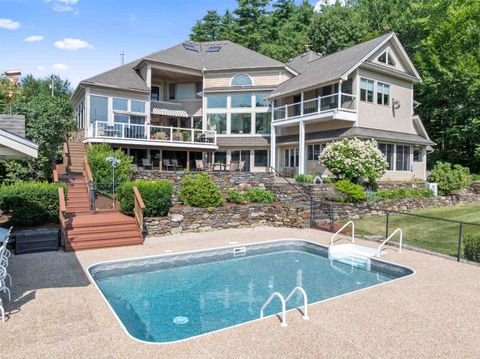 Photo of 56 Tracy Way, Meredith, NH 03253 (MLS # 5101320)