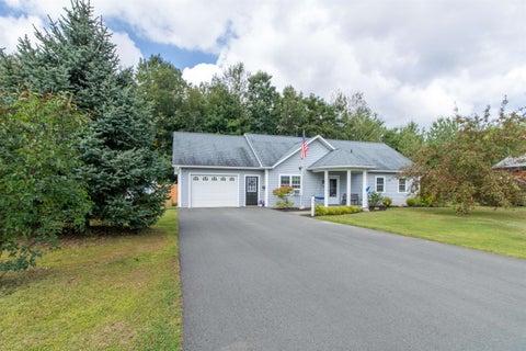 Photo of 55 Stonewall Street, Newport City, VT 05855 (MLS # 5109499)