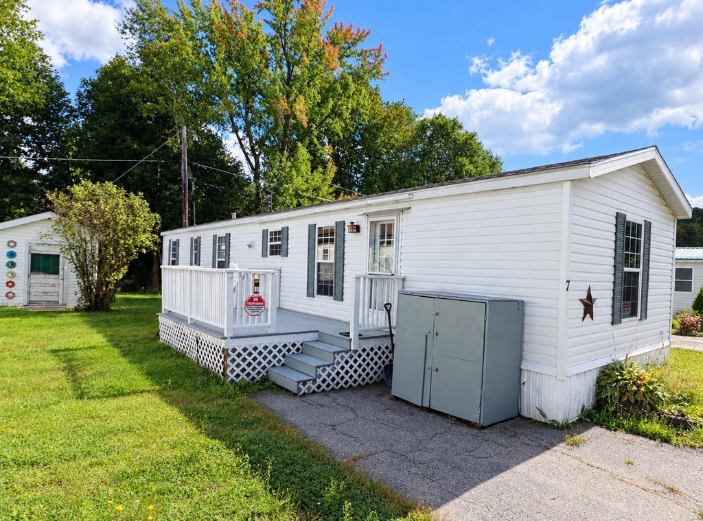 Photo of 7 Dublin Street, Gorham, NH 03581 (MLS # 5110652)