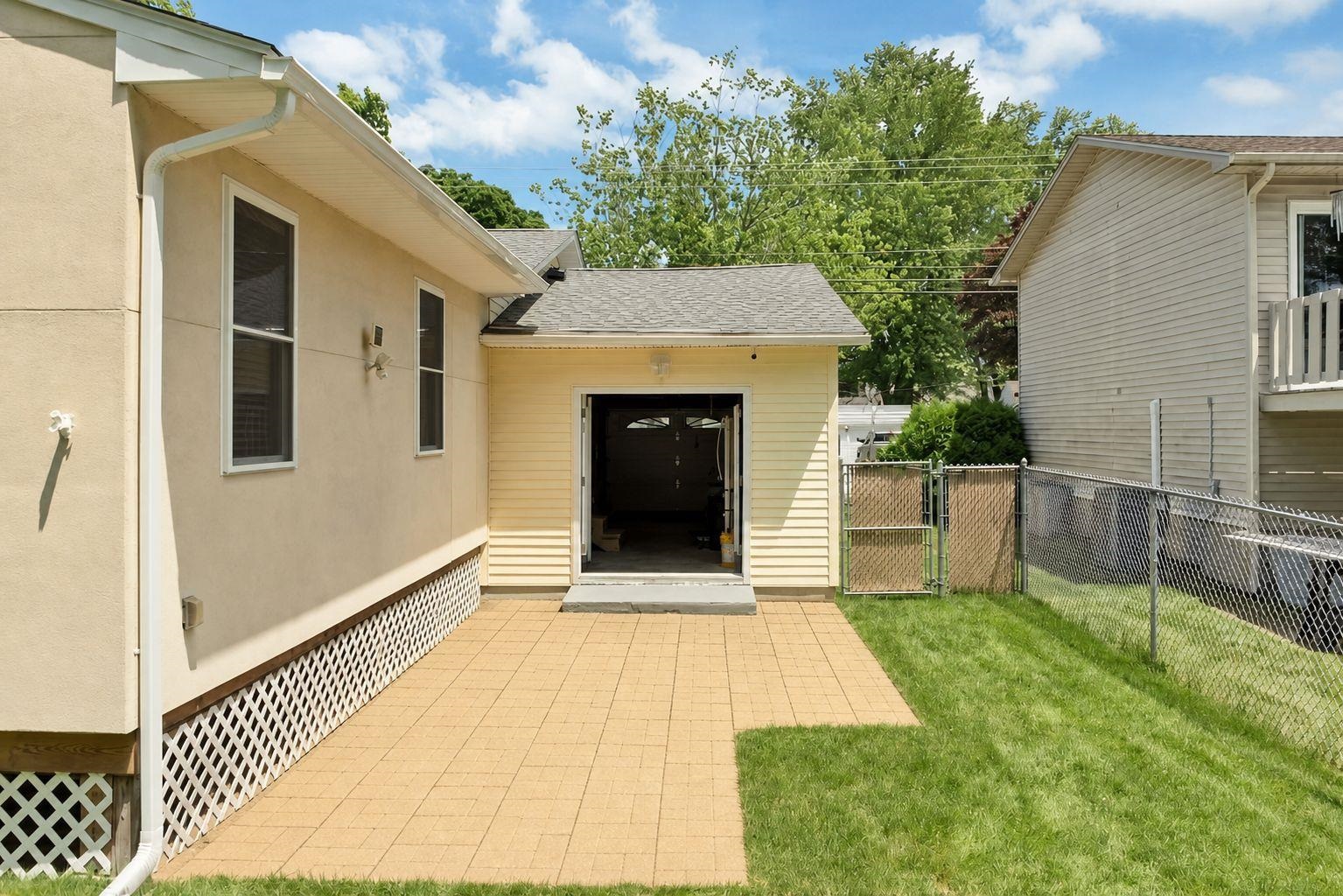 61 Almont Street