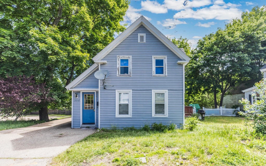 Photo of 332 Main Street, Somersworth, NH 03878 (MLS # 5094149)