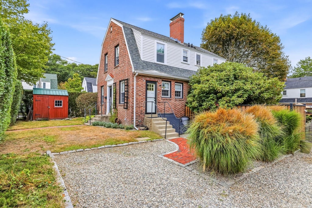 Photo of 258 Raleigh Way, Portsmouth, NH 03801 (MLS # 5108851)