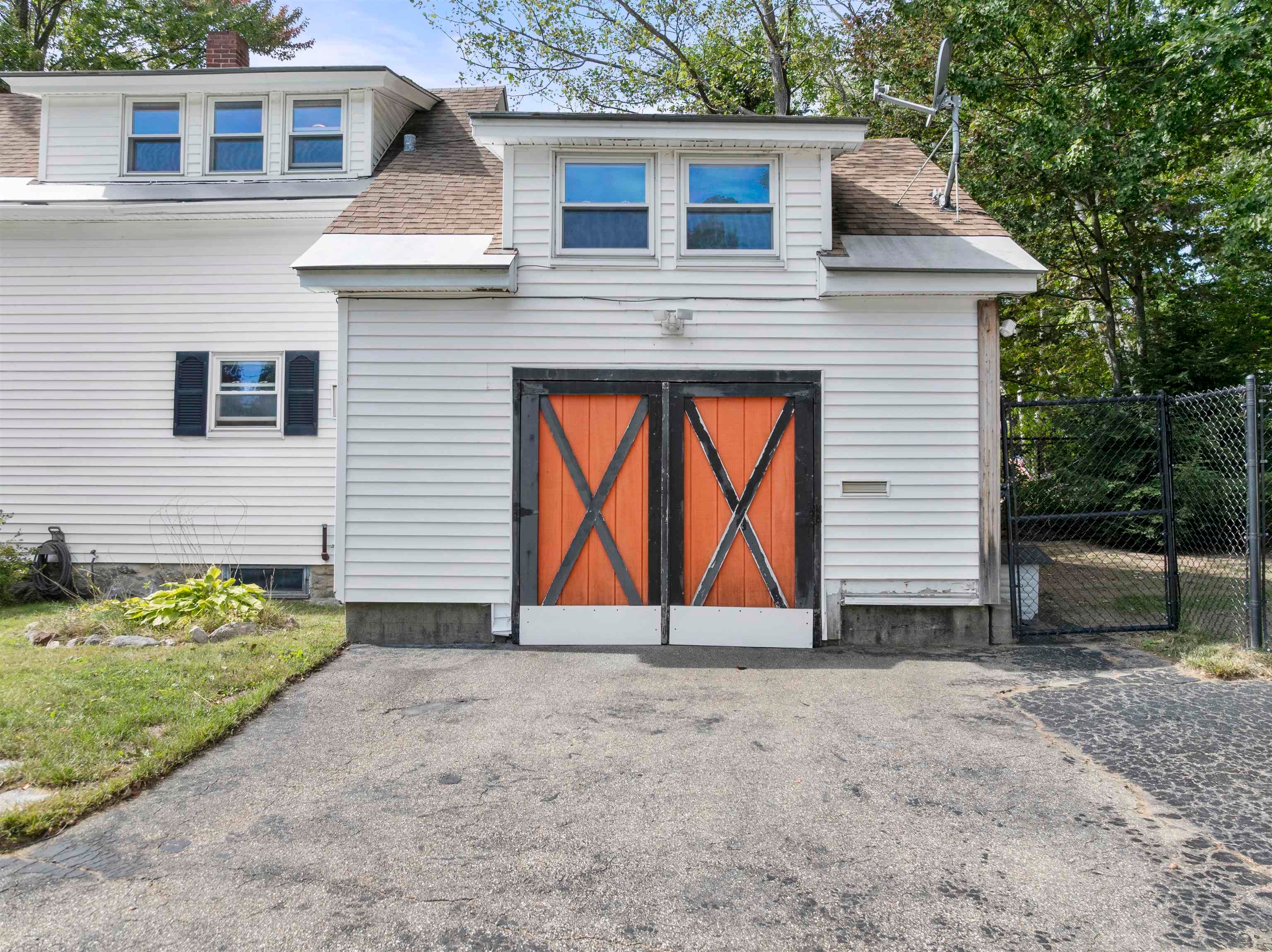 84 Lafayette Street