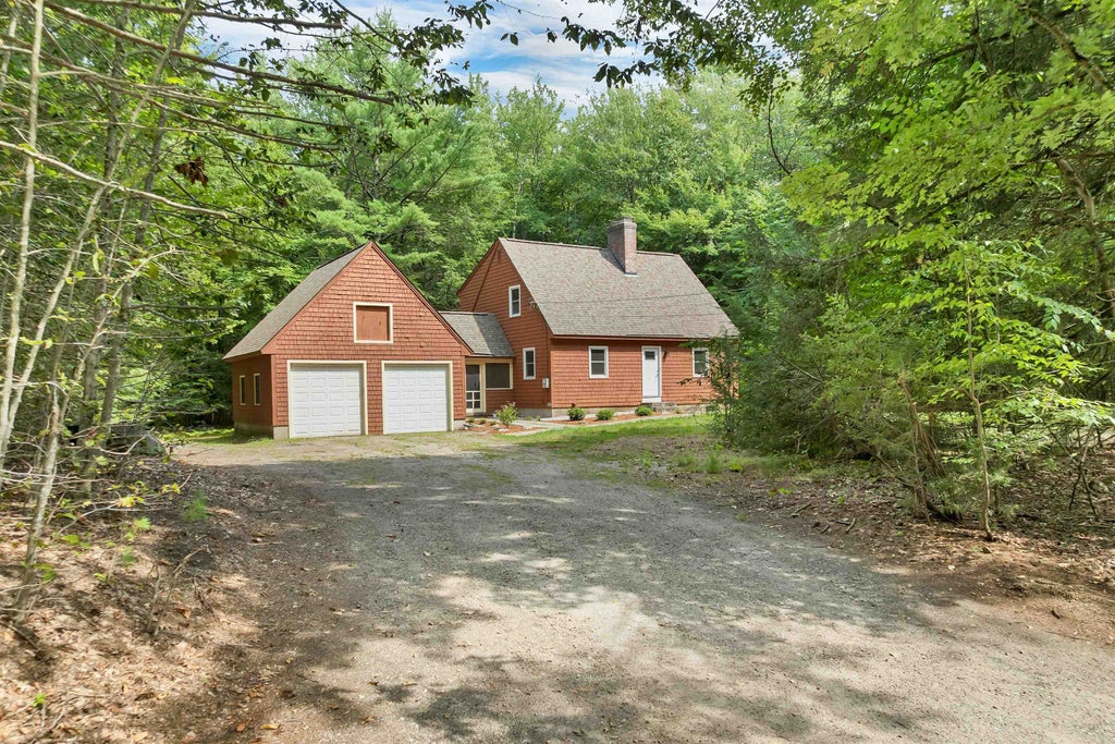 Photo of 111 Town Farm Road, New Boston, NH 03070 (MLS # 5104736)