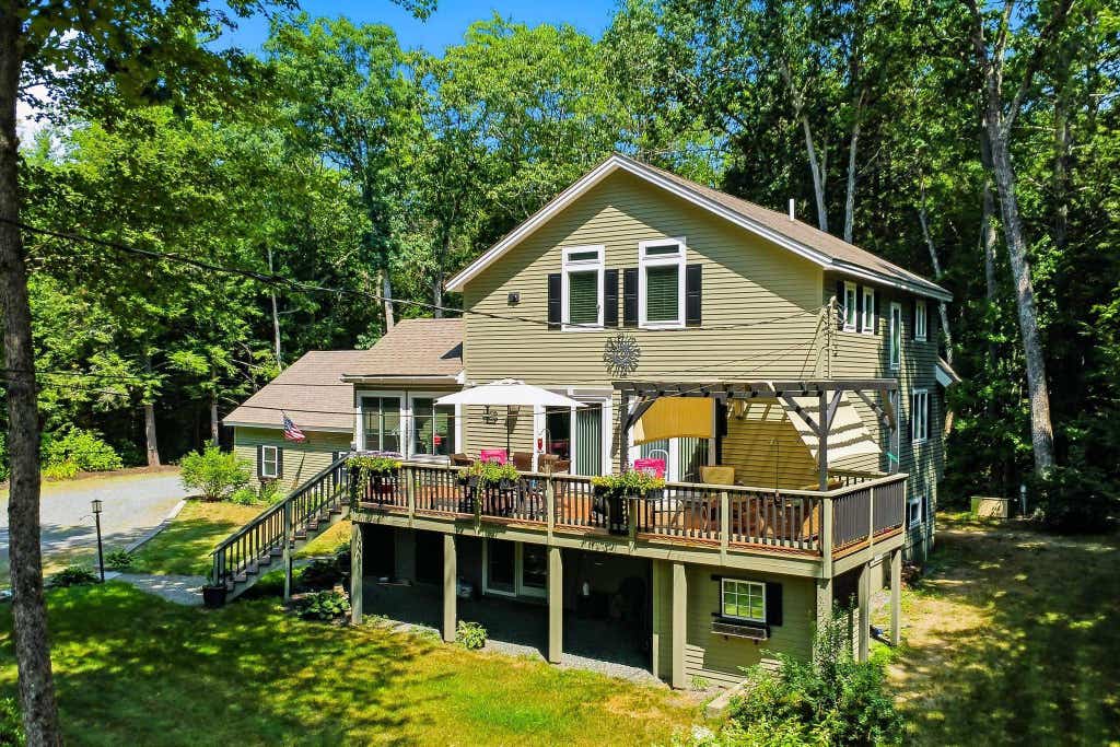 Photo of 21 Shangri La Drive, Moultonborough, NH 03254 (MLS # 5102498)