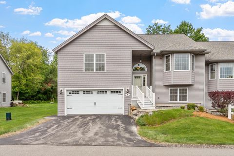 Photo of 4 Guernsey Drive, Atkinson, NH 03811 (MLS # 5091769)