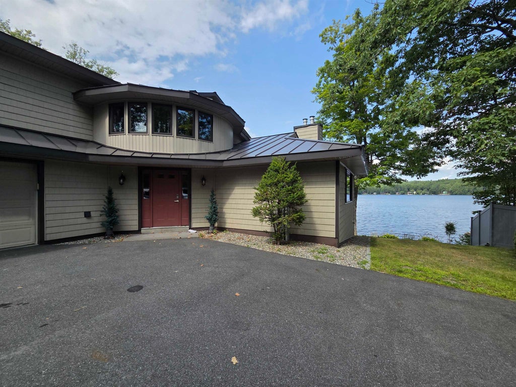 Photo of 20 Bonardi Drive, Enfield, NH 03748 (MLS # 5107957)
