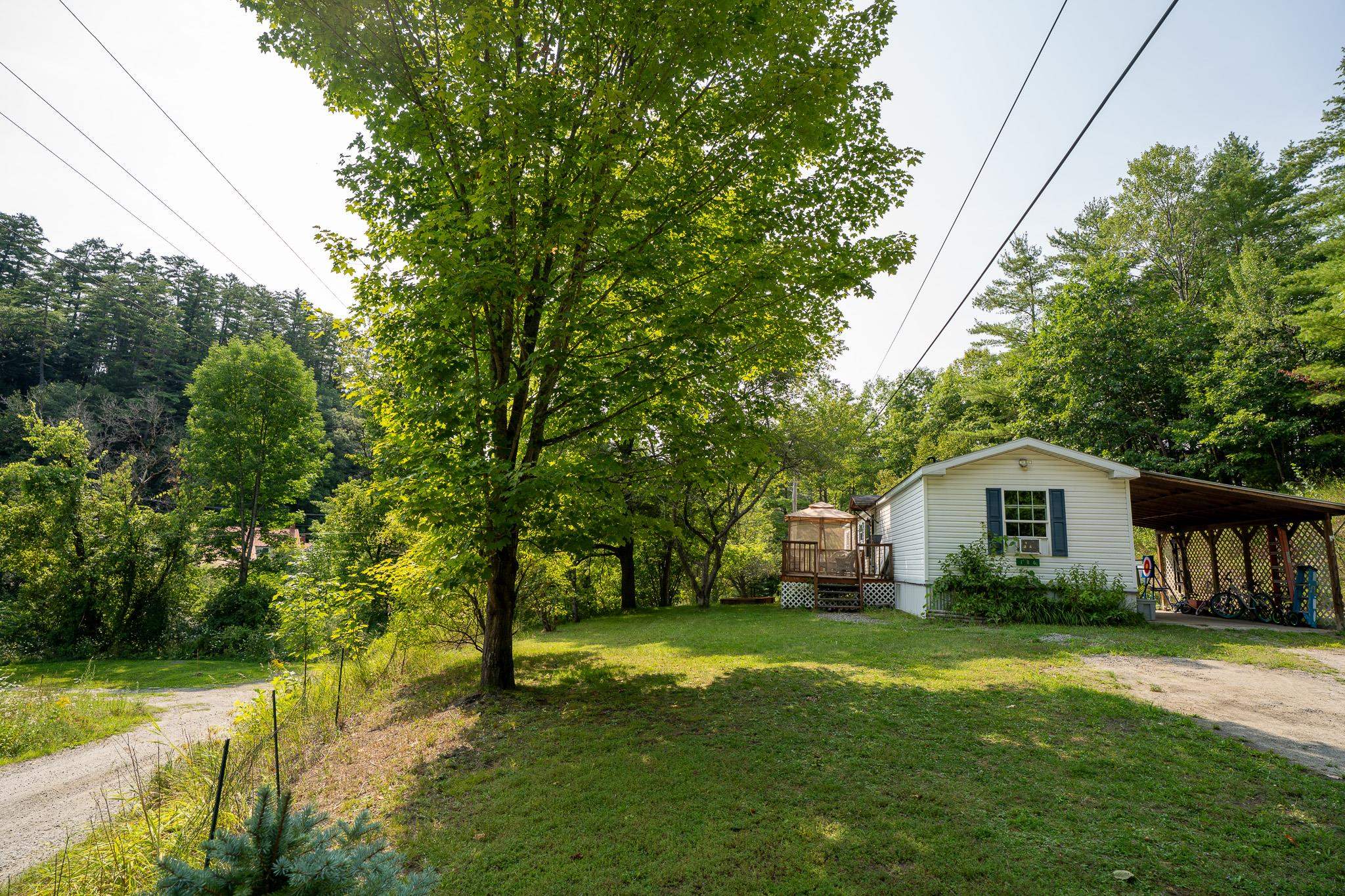 186 Oak Street