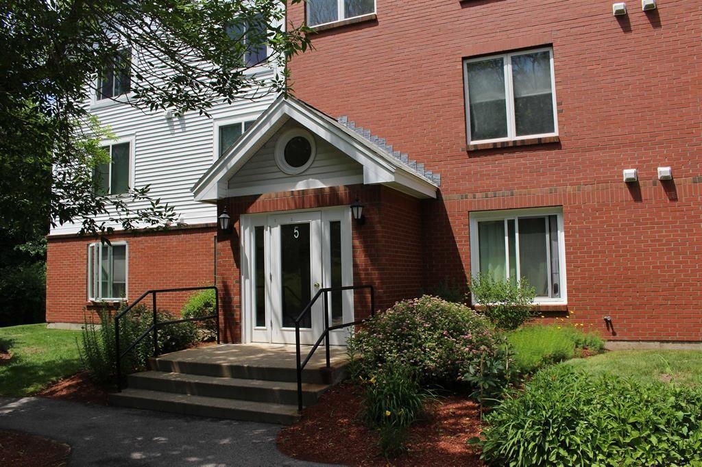 5 Timberwood Drive 205