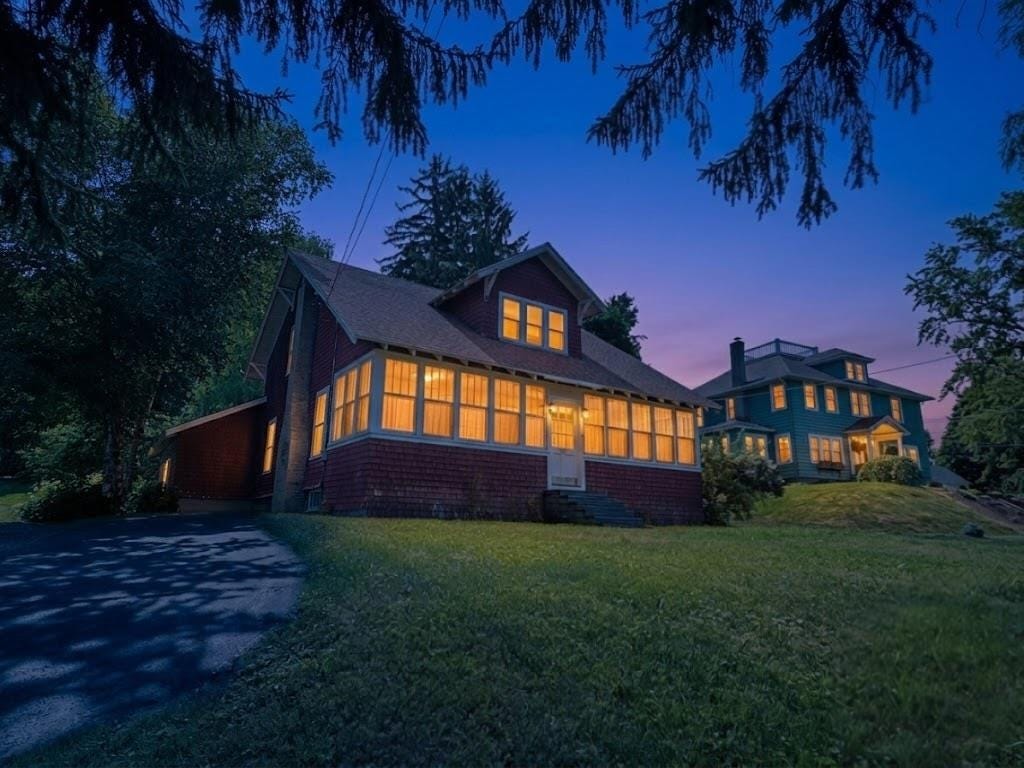 Photo of 260 Pleasant Street, Claremont, NH 03743 (MLS # 5099720)