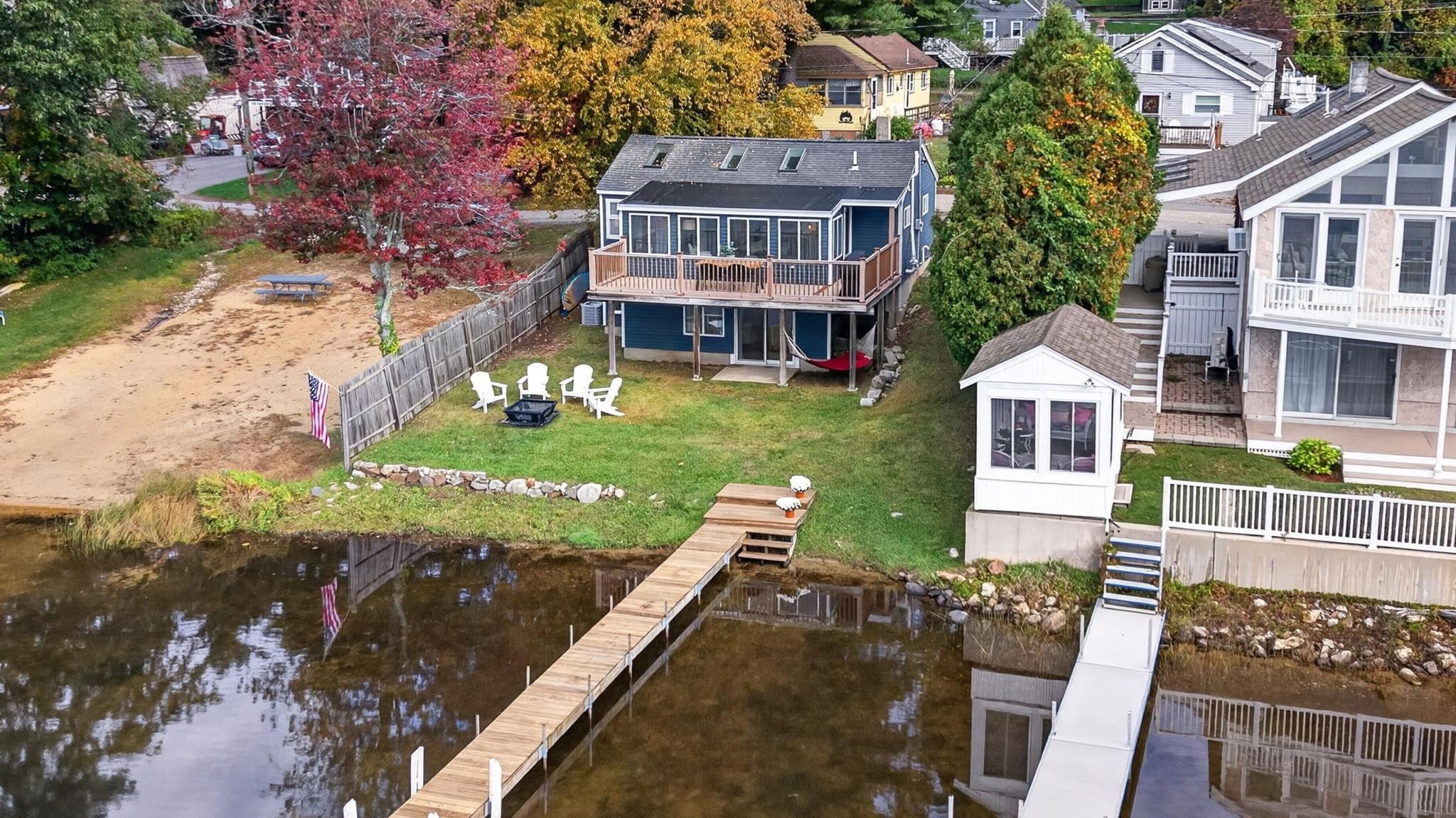 20 Lakeside Drive