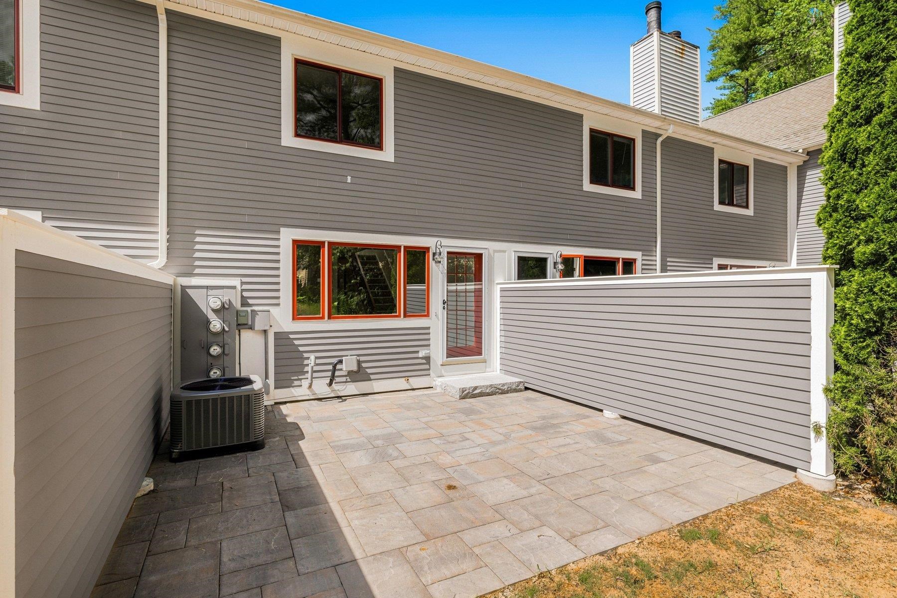 75 Spinnaker Way