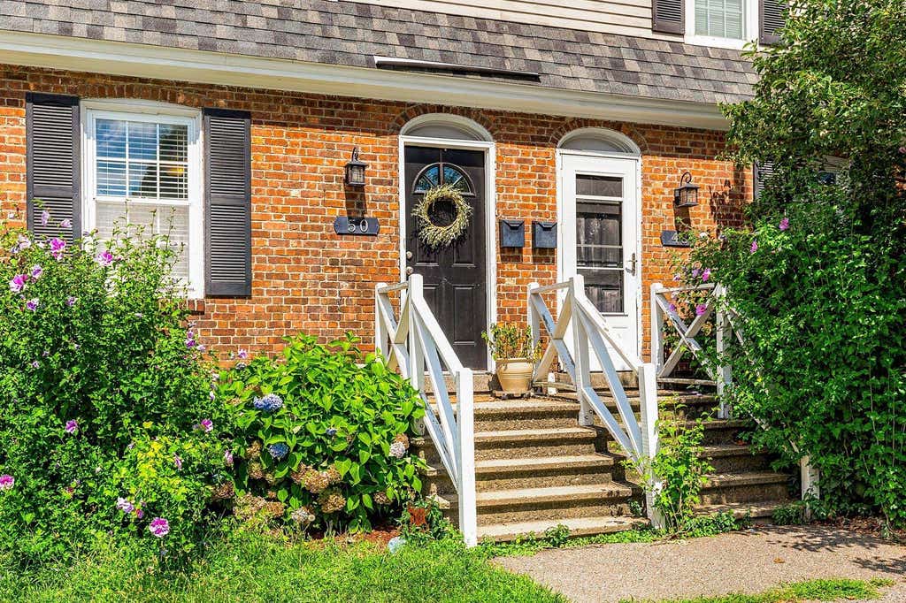 Photo of 50 Raleigh Way, Portsmouth, NH 03801 (MLS # 5105079)
