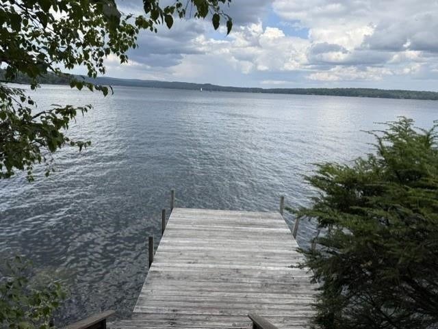 Photo of 211 Lake Avenue, Sunapee, NH 03255 (MLS # 5081025)