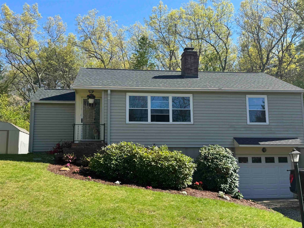 Photo of 61 Stearns Road, Amherst, NH 03031 (MLS # 5106694)
