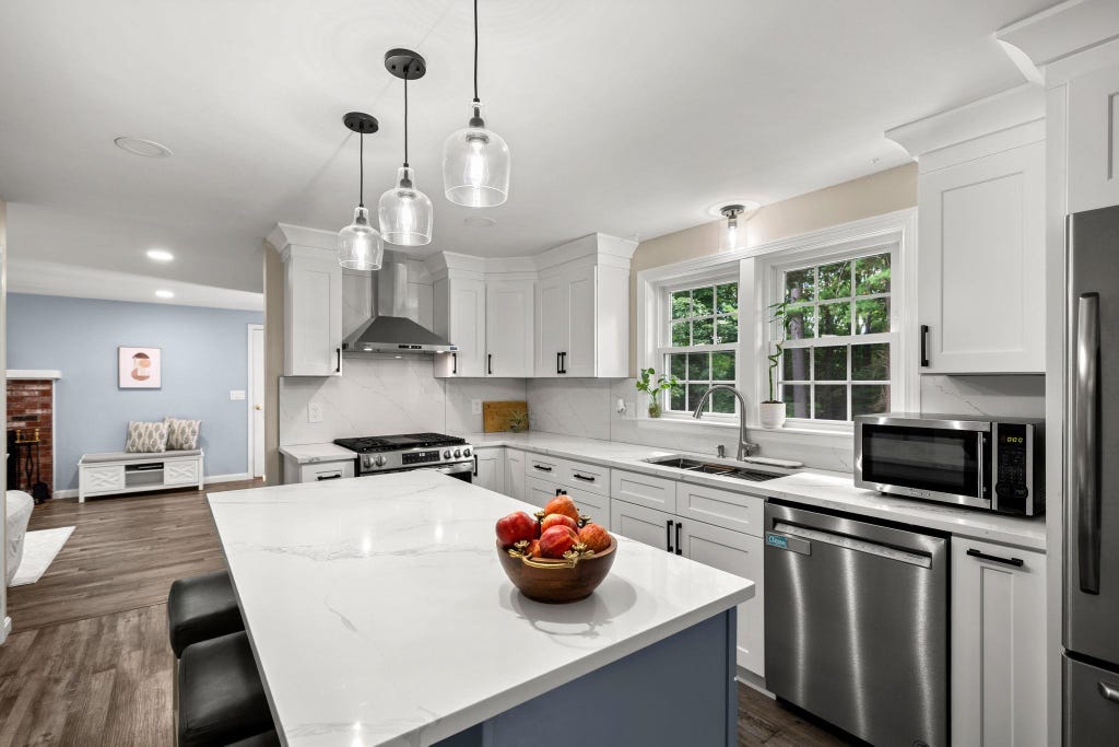 Photo of 87 Peele Road, Nashua, NH 03062 (MLS # 5104795)