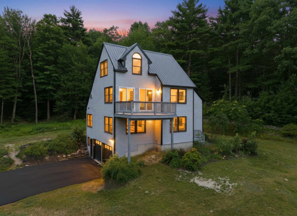 Photo of 20 Alpine Meadows Road, Wolfeboro, NH 03894 (MLS # 5100805)