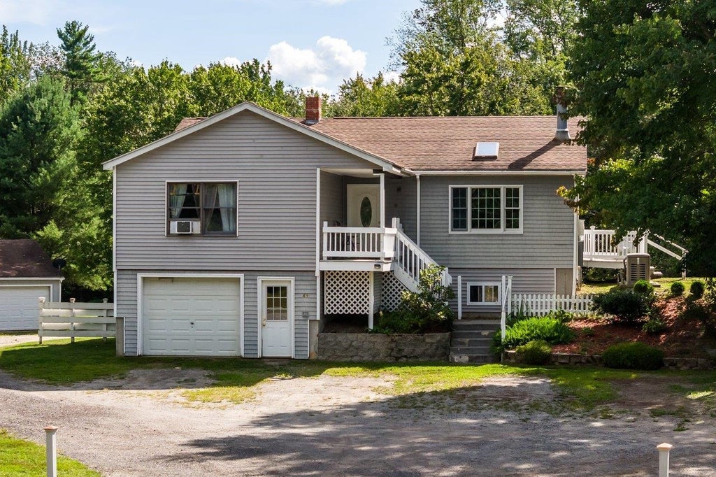 Photo of 49 Route 107, Brentwood, NH 03833 (MLS # 5107237)