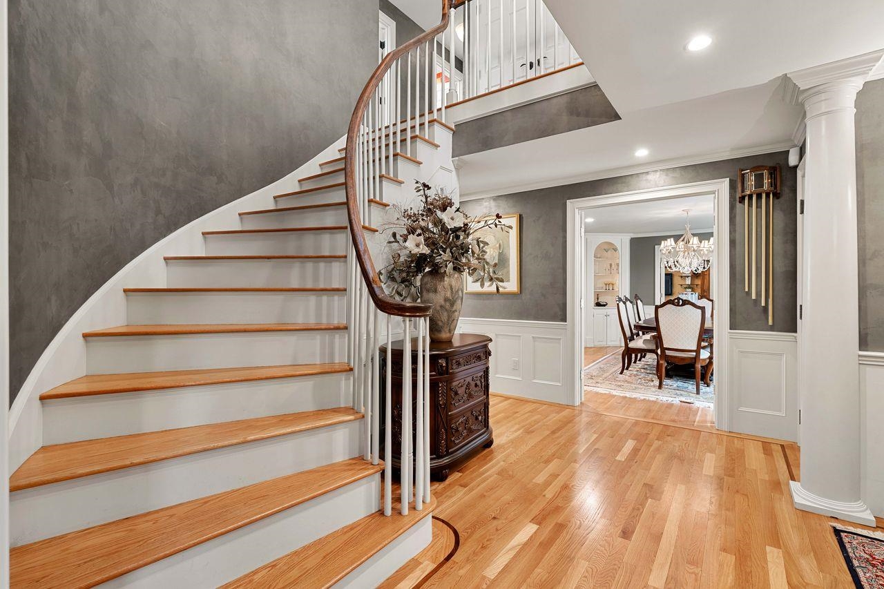 56 Oak Drive