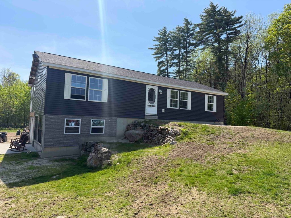 Photo of 535 Old Turnpike Road, Salisbury, NH 03268 (MLS # 5082842)