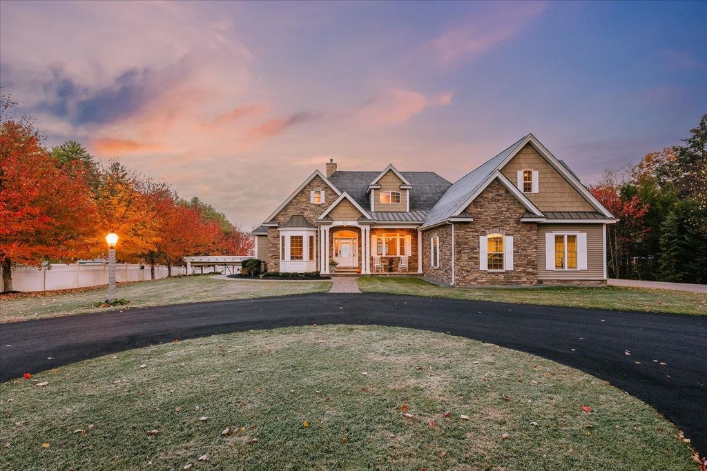 Photo of 262 E Monomonac Road, Rindge, NH 03461 (MLS # 5090376)