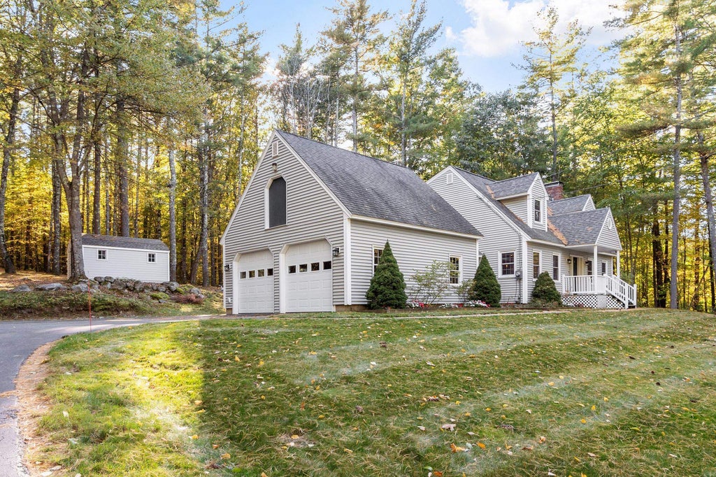 Photo of 94 Bunker Hill Road, Auburn, NH 03032 (MLS # 5113294)