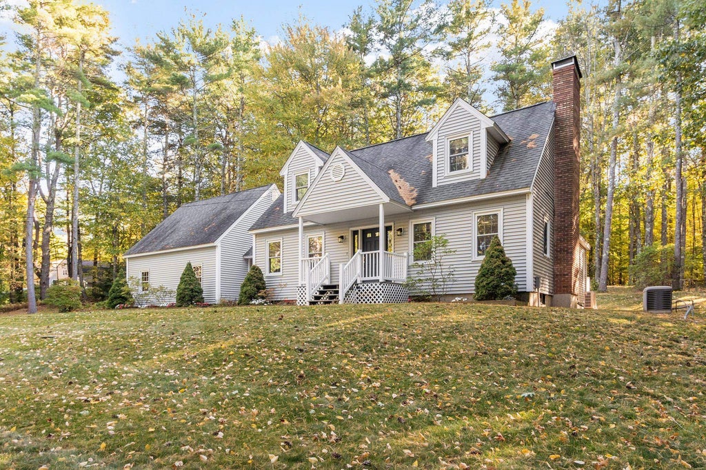 Photo of 94 Bunker Hill Road, Auburn, NH 03032 (MLS # 5113294)