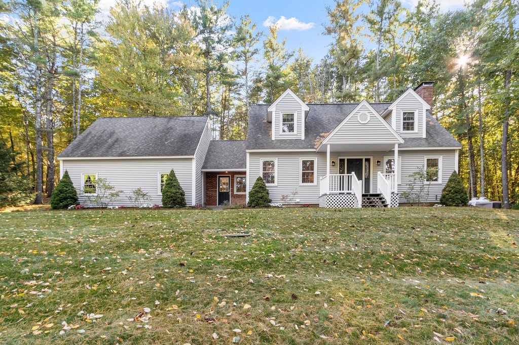 Photo of 94 Bunker Hill Road, Auburn, NH 03032 (MLS # 5113294)