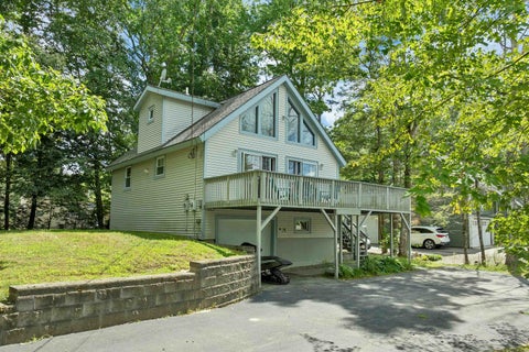 Photo of 105 glen forest Drive, Moultonborough, NH 03254 (MLS # 5107686)